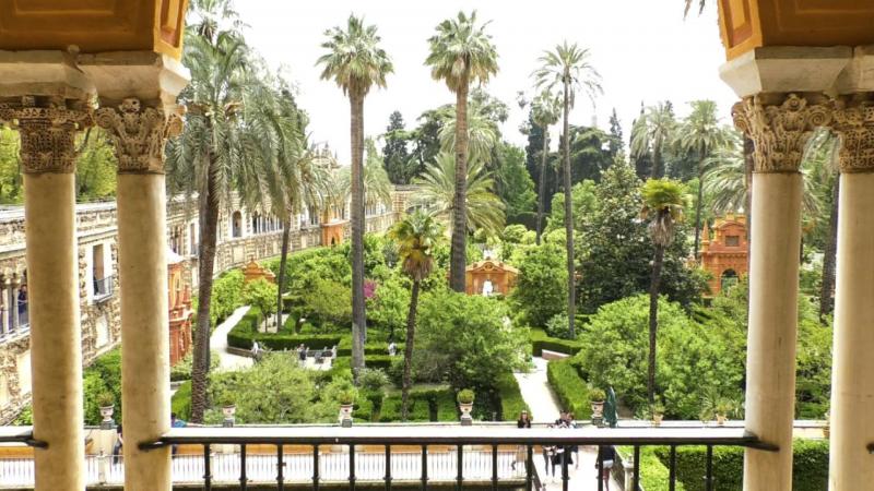 Visita a las Cubiertas del Palacio Gótico y a la Galería Superior de Grutesco