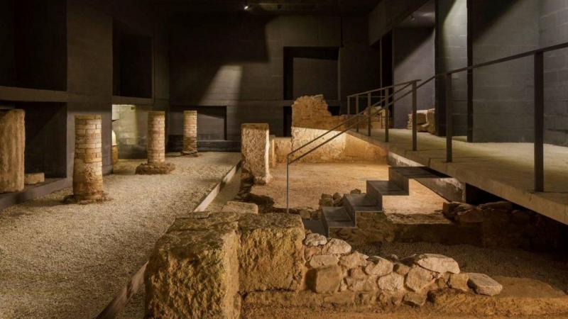 Visita a la Cripta Arqueológica